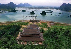 Du xuân danh thắng Phật giáo