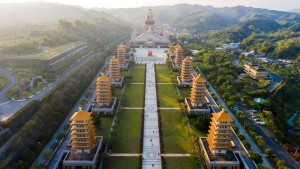 Lược truyện Đại sư Tinh Vân