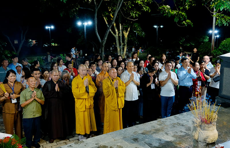 Tapchinghiencuuphathoc.vn Vu Lan Dao Hieu Va Dan Toc (2)