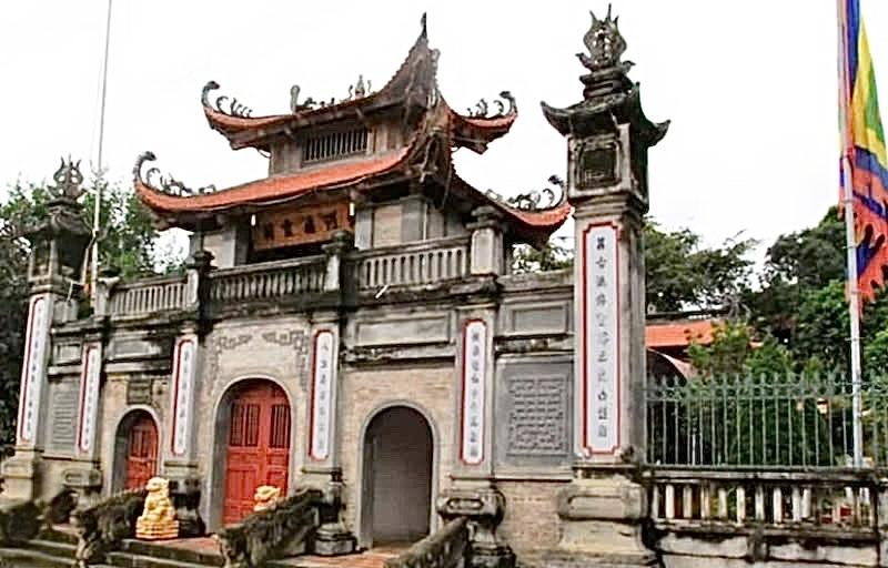 Cổng chính đền Bắc Hà. Ảnh: st