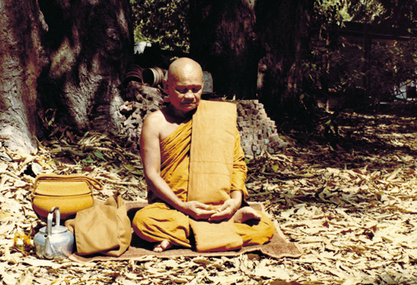 Thiền sư Ajahn Chah - Ảnh sưu tầm