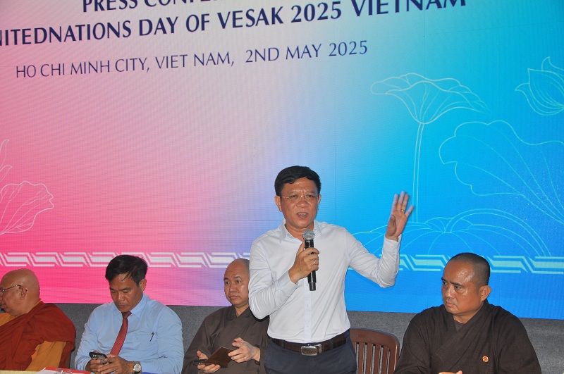 Ông Nguyễn Ngọc Hồi phát biểu