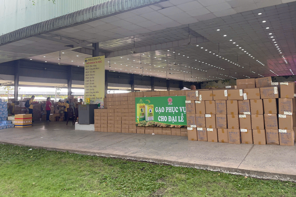 Nguồn nguyên liệu sách phục vụ cho công tác bếp ăn miễn phí. Ảnh: Nguồn nguyên liệu sách phục vụ cho công tác bếp ăn miễn phí. Ảnh: