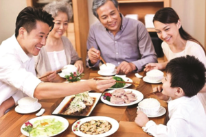 Hiếu thảo là bổn phận thiêng liêng của người làm con