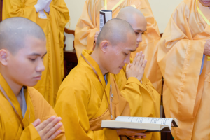 Thọ giới mà phạm giới – thì làm sao xứng đáng?