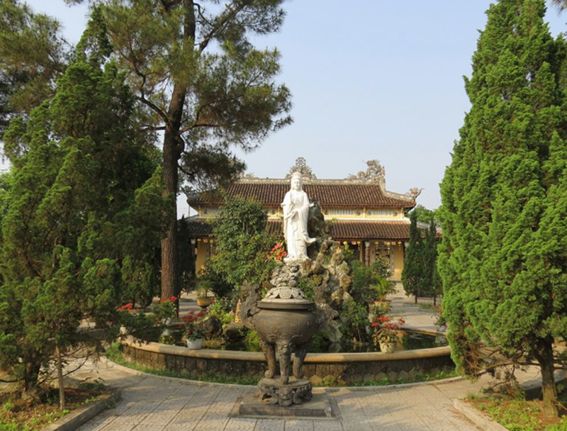 Chùa Diệu Viên -ngôi chùa sư nữ đầu tiên tại Huế. Ảnh sưu tầm. Chùa Diệu Viên -ngôi chùa sư nữ đầu tiên tại Huế. Ảnh sưu tầm.