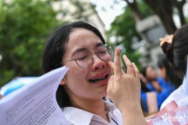 Tại sao nghỉ hè, thi tốt nghiệp: Tâm lý vị kỷ nặng đến vậy?