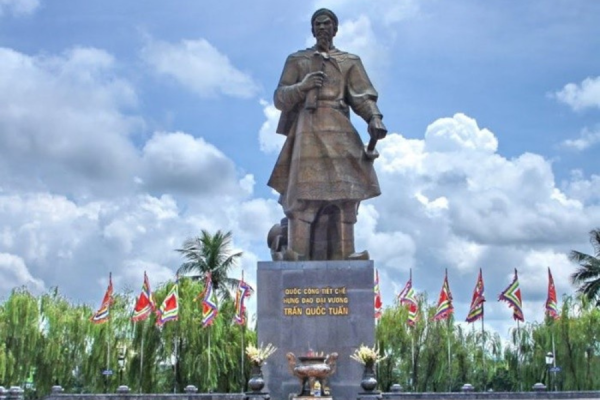 Sự giao thoa giữa Phật giáo và tín ngưỡng Trần Triều