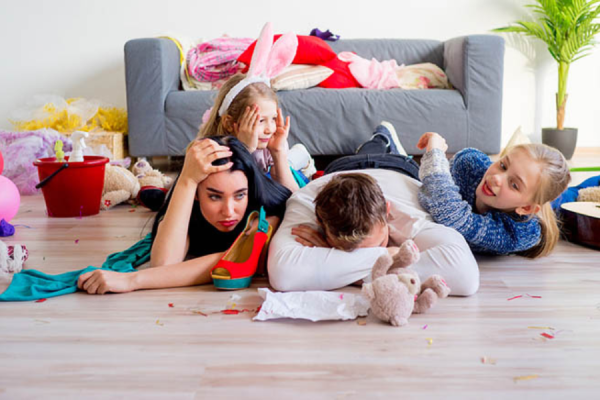 Cha mẹ dạy dỗ, uốn nắn ra sao khi con có tính hiếu động?