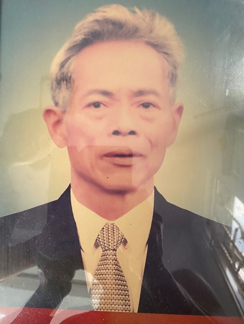 Ông Hà Thế Nhơn (sinh 1930) người cháu gọi Ngài bằng chú Ông Hà Thế Nhơn (sinh 1930) người cháu gọi Ngài bằng chú