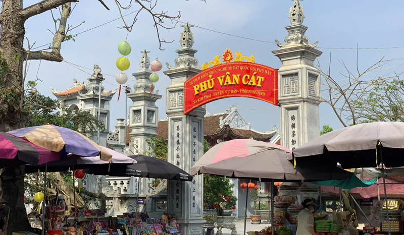 Phủ Vân Cát (Khu di tích Phủ Dầy, Ninh Bình). Ảnh sưu tầm. Phủ Vân Cát (Khu di tích Phủ Dầy, Ninh Bình). Ảnh sưu tầm.
