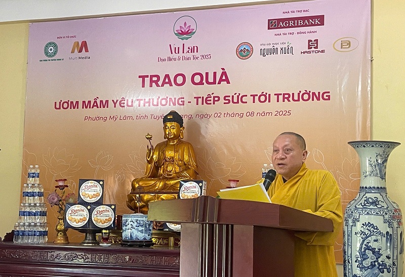 Hòa thượng Thích Gia Quang phát biểu Hòa thượng Thích Gia Quang phát biểu