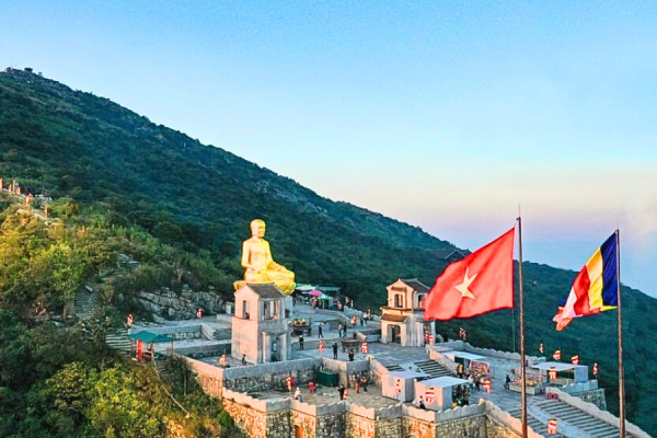Tiến trình Việt hóa dòng Thiền Trúc Lâm