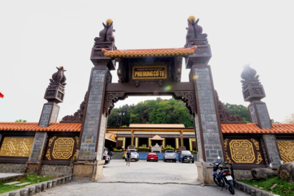 Mộ úp hay mộ quy an táng bậc khai sơn tạo tự chùa Phù Dung?