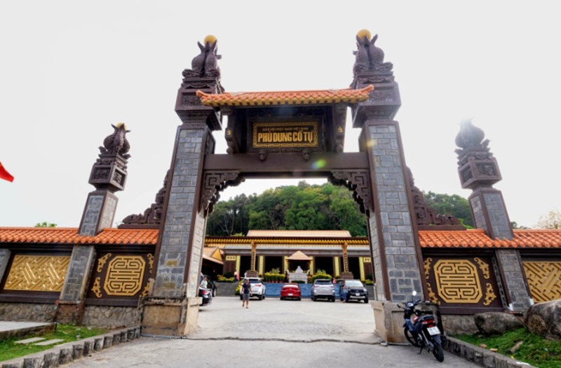 Chùa Phù Dung (Kiên Giang). Ảnh sưu tầm. Chùa Phù Dung (Kiên Giang). Ảnh sưu tầm.