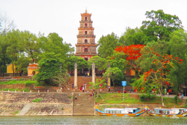 Linh địa Hà Khê - Kim Long