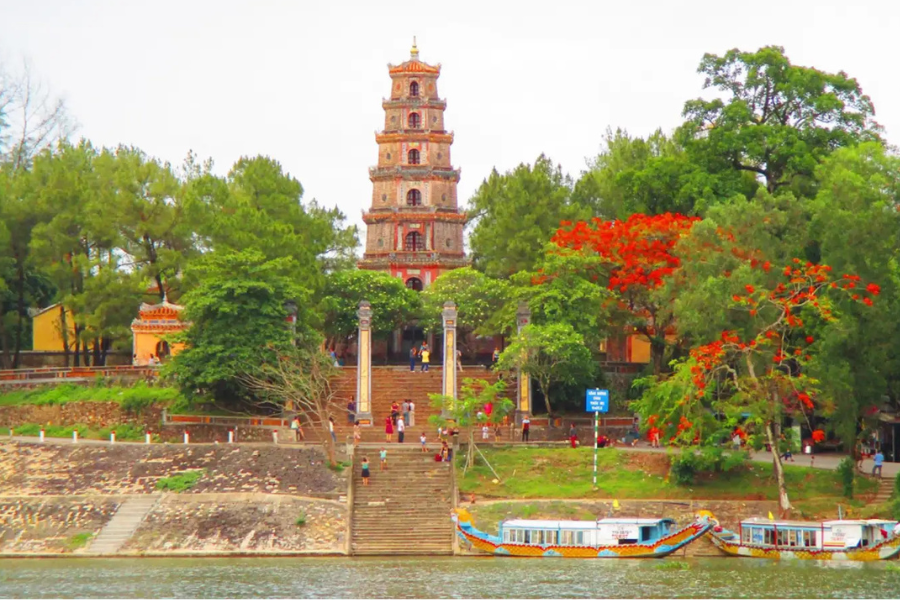 Linh địa Hà Khê - Kim Long