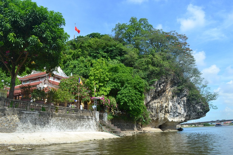 Chùa Non Nước (ảnh: Internet)