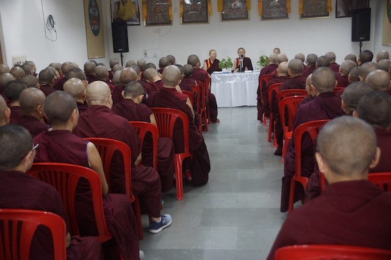 Các nữ tu tham dự buổi thông tin về kỳ thi Geshema năm 2025. Hình ảnh do TNP cung cấp Các nữ tu tham dự buổi thông tin về kỳ thi Geshema năm 2025. Hình ảnh do TNP cung cấp