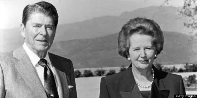 Cựu Tổng thống Mỹ Ronald Reagan và nữ Thủ tướng Vương quốc Anh Margaret Thatcher trong chuyến thăm của Ronald Reagan đến Thư viện Tổng thống Ronald Reagan tại Thư viện Tổng thống Ronald Reagan ở Simi Valley, California, Hoa Kỳ. (Ảnh: Ron Galella/WireImage) Thiền giả Yuval Noah Harari nhắc lại câu nói nổi tiếng của Margaret Thatcher rằng “Không có lựa chọn nào khác” đã góp phần khởi động kỷ nguyên tân tự do của chính trị toàn cầu. Cựu Tổng thống Mỹ Ronald Reagan và nữ Thủ tướng Vương quốc Anh Margaret Thatcher trong chuyến thăm của Ronald Reagan đến Thư viện Tổng thống Ronald Reagan tại Thư viện Tổng thống Ronald Reagan ở Simi Valley, California, Hoa Kỳ. (Ảnh: Ron Galella/WireImage) Thiền giả Yuval Noah Harari nhắc lại câu nói nổi tiếng của Margaret Thatcher rằng “Không có lựa chọn nào khác” đã góp phần khởi động kỷ nguyên tân tự do của chính trị toàn cầu.