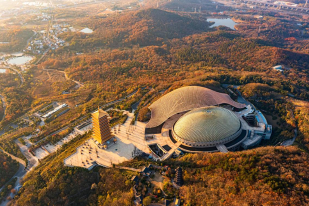 Phật Đỉnh Cung – biểu tượng của sự hồi sinh và tinh hoa Phật giáo hiện đại