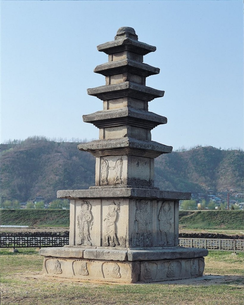 Tháp đá năm tầng tại Gaesimsa. Ảnh: cha.go.kr