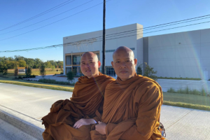 Hành trình đi bộ của các nhà sư gốc Việt ở Hoa Kỳ