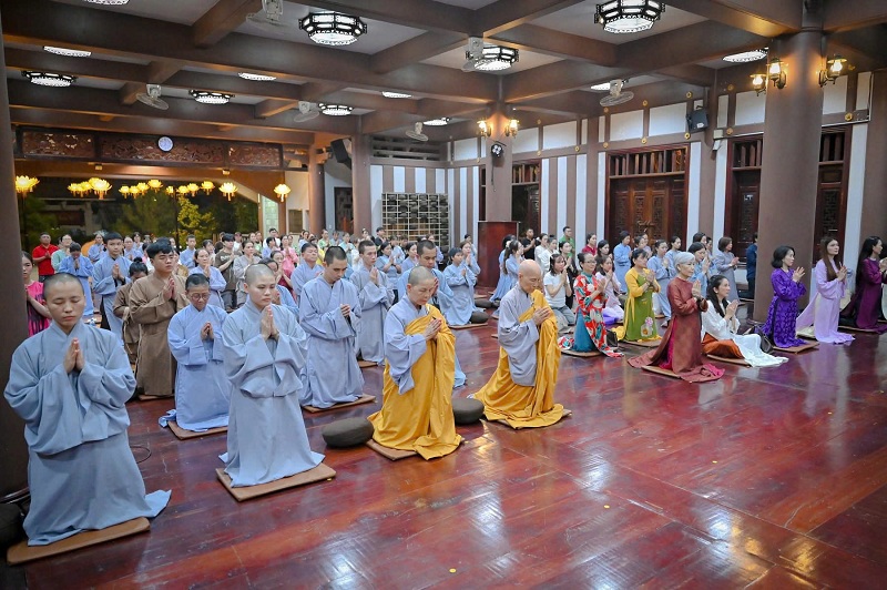 Học hạnh Bồ Tát Quán Thế Âm là học nghe bằng tâm