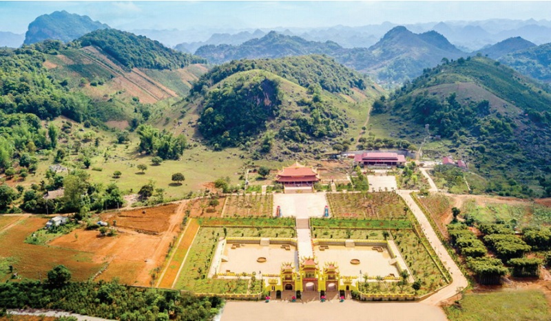 Chùa Trúc Lâm Hưng Quốc, Sơn La - Ảnh: Sưu tầm