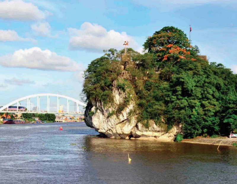 Chùa Non Nước, Ninh Bình - Ảnh: S