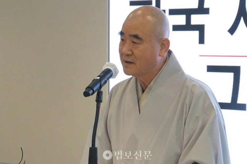 Hòa thượng Seongung, Trưởng phòng Tổng vụ của Tông phái Tào Khê.

출처 : 법보신문(https://www.beopbo.com)