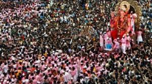 Xã hội dân chủ và quân chủ