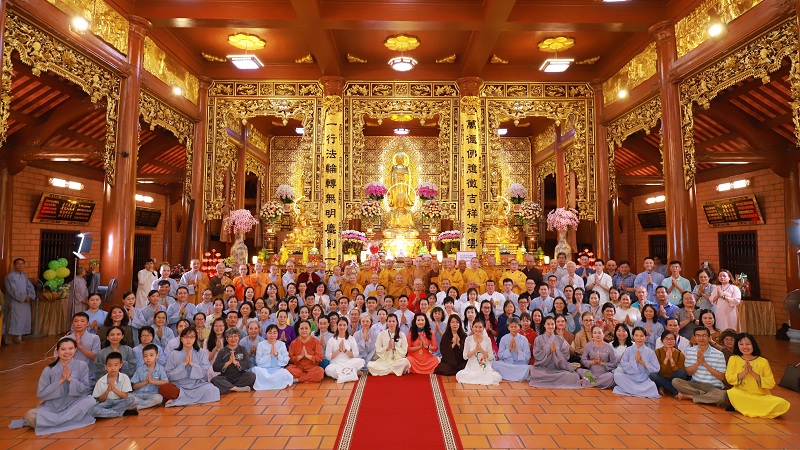 Trang nghiêm Lễ tri ân ngày Nhà giáo Việt Nam tại Thiên Quang Ni Tự