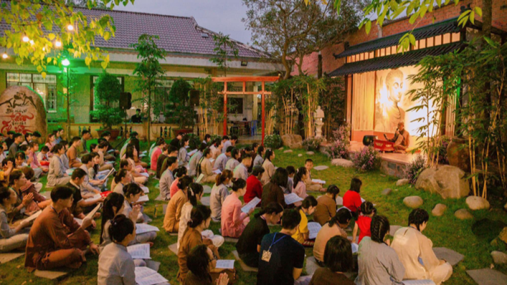 Tây Ninh: Chùa Khánh Ninh tổ chức khóa tu đầu năm "Cùng đi trên đường vui"