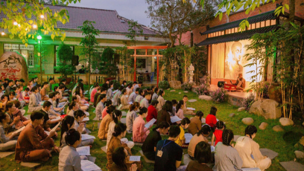 Tây Ninh: Chùa Khánh Ninh tổ chức khóa tu đầu năm "Cùng đi trên đường vui"