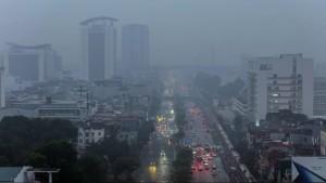 Ô nhiễm không khí và lời mời “thở chậm lại”