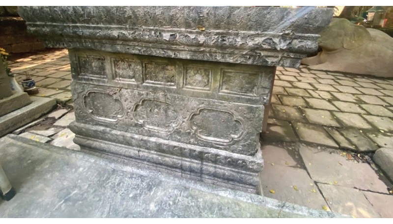 Hương án đá chùa Đặng Xá (Khánh Hưng tự)