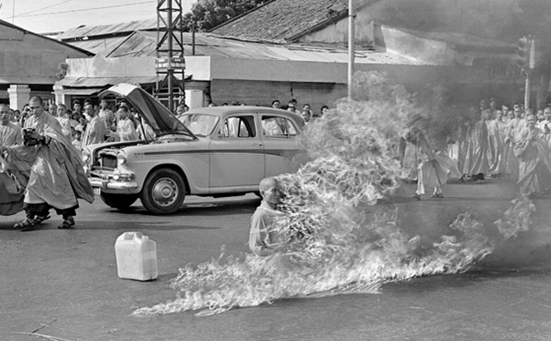 (The Burning Monk (1963), @Malcolm Browne)