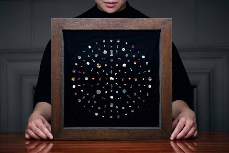 Bộ sưu tập đ&aacute; qu&yacute; Piprahwa của Đức Phật. Ảnh: Sotheby's