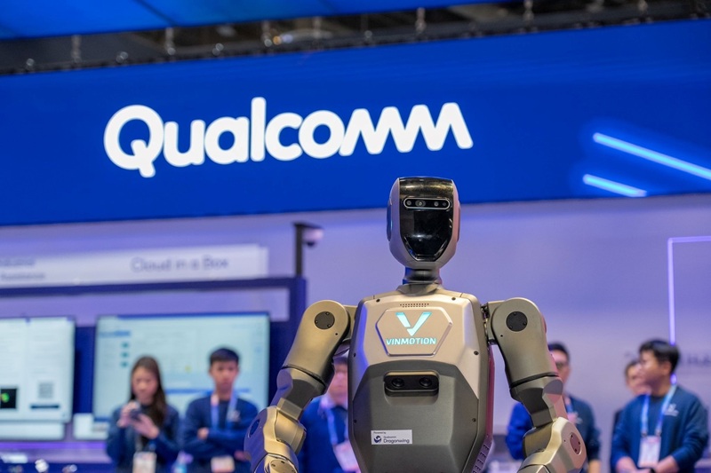 Robot VinMotion đấm bốc tại triển l&atilde;m c&ocirc;ng nghệ lớn nhất thế giới