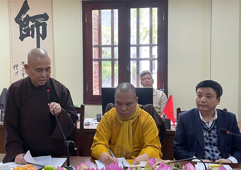 Thượng tọa Th&iacute;ch Thiện Hạnh ph&aacute;t biểu