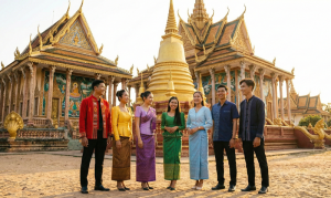 Giải mã “7 màu sắc” của trang phục Khmer