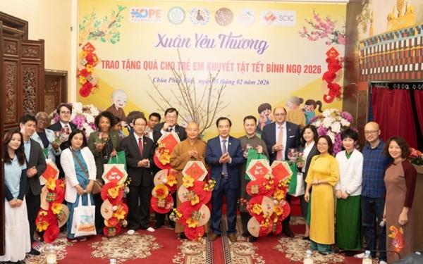 Xuân yêu thương - kết nối những tấm lòng