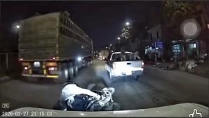 Khi vô lăng bị điều khiển bởi sân hận