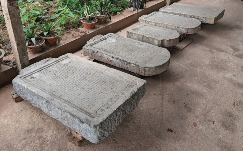 Bia ch&ugrave;a Đa Bảo - Ảnh: Sưu tầm