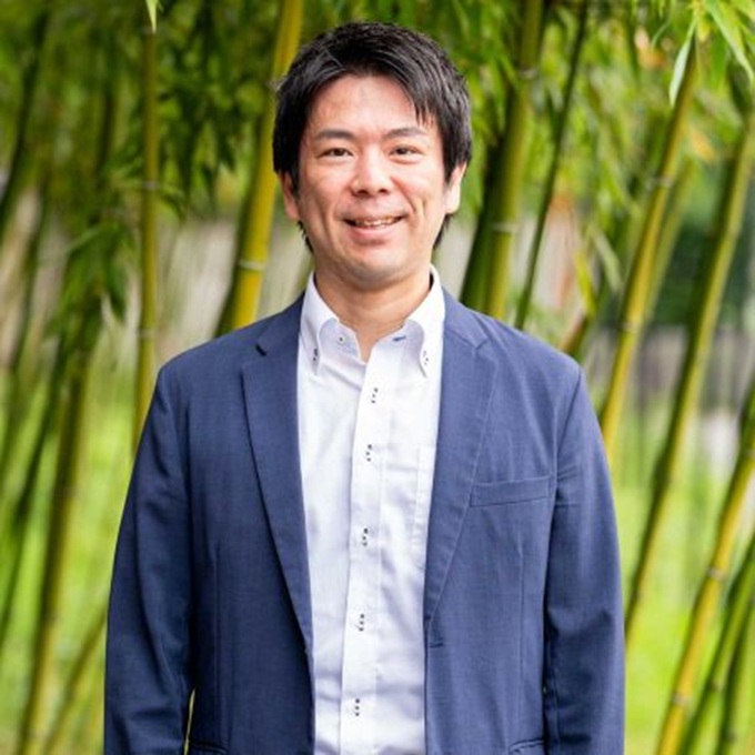 Gi&aacute;o sư Kumagai