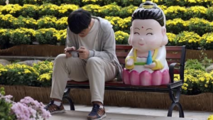 Nghiên cứu mới của Pew: Phật giáo suy giảm về số tín đồ, nhưng ảnh hưởng văn hóa còn sâu đậm