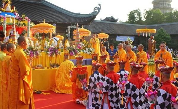 Vai trò văn hóa - xã hội - từ thiện - giáo dục của Phật giáo nhập thế trong xã hội Việt Nam đương đại