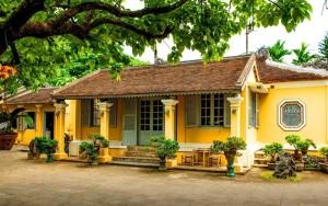 Ảnh hưởng Phật giáo trong không gian thờ Mẫu ở Huế