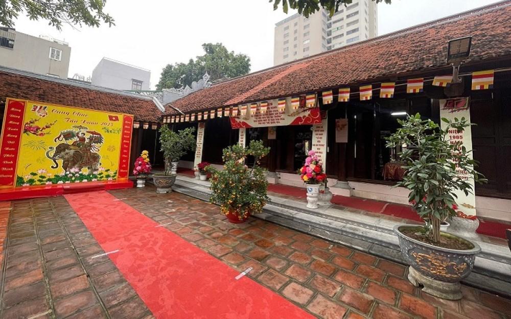 Về tên và họ của Hai Bà Trưng